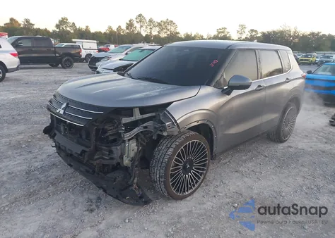 2022 Mitsubishi Outlander Black Edition 2Wd/Se 2.5 2Wd/Se Launch Edition 2Wd from USA, damaged, VIN JA4J3UA89NZ048052